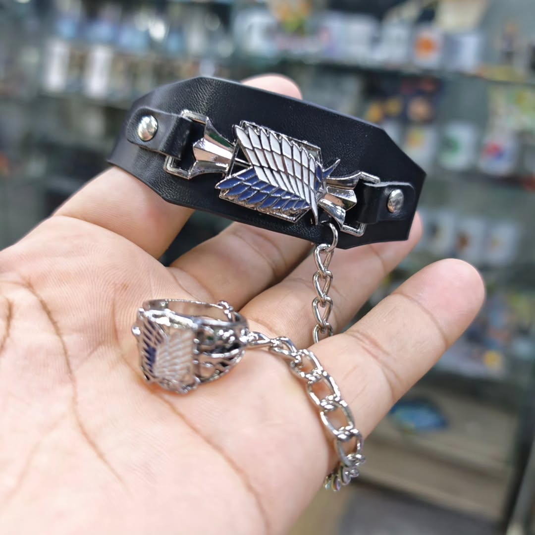 Attack On Titans Ring Bracelet - Bracelet
