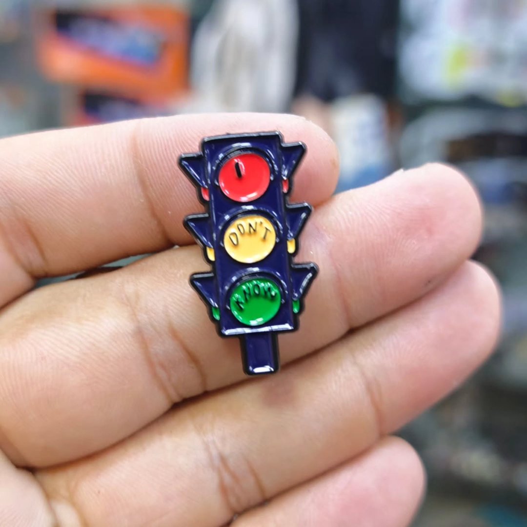 Feux Circulation Pins - Metal Pins
