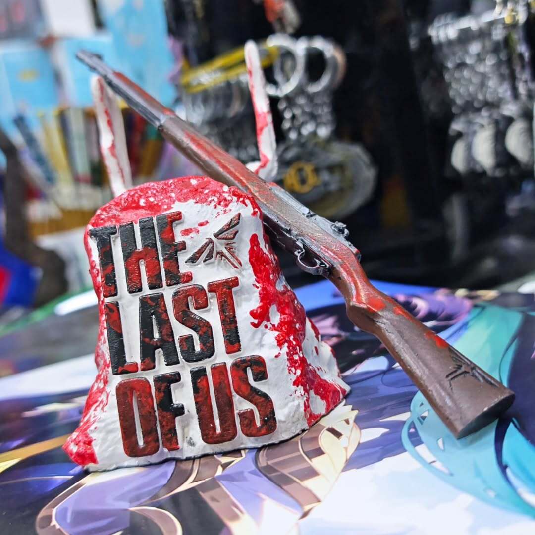 The Last Of Us Controller Support - Controller Stand