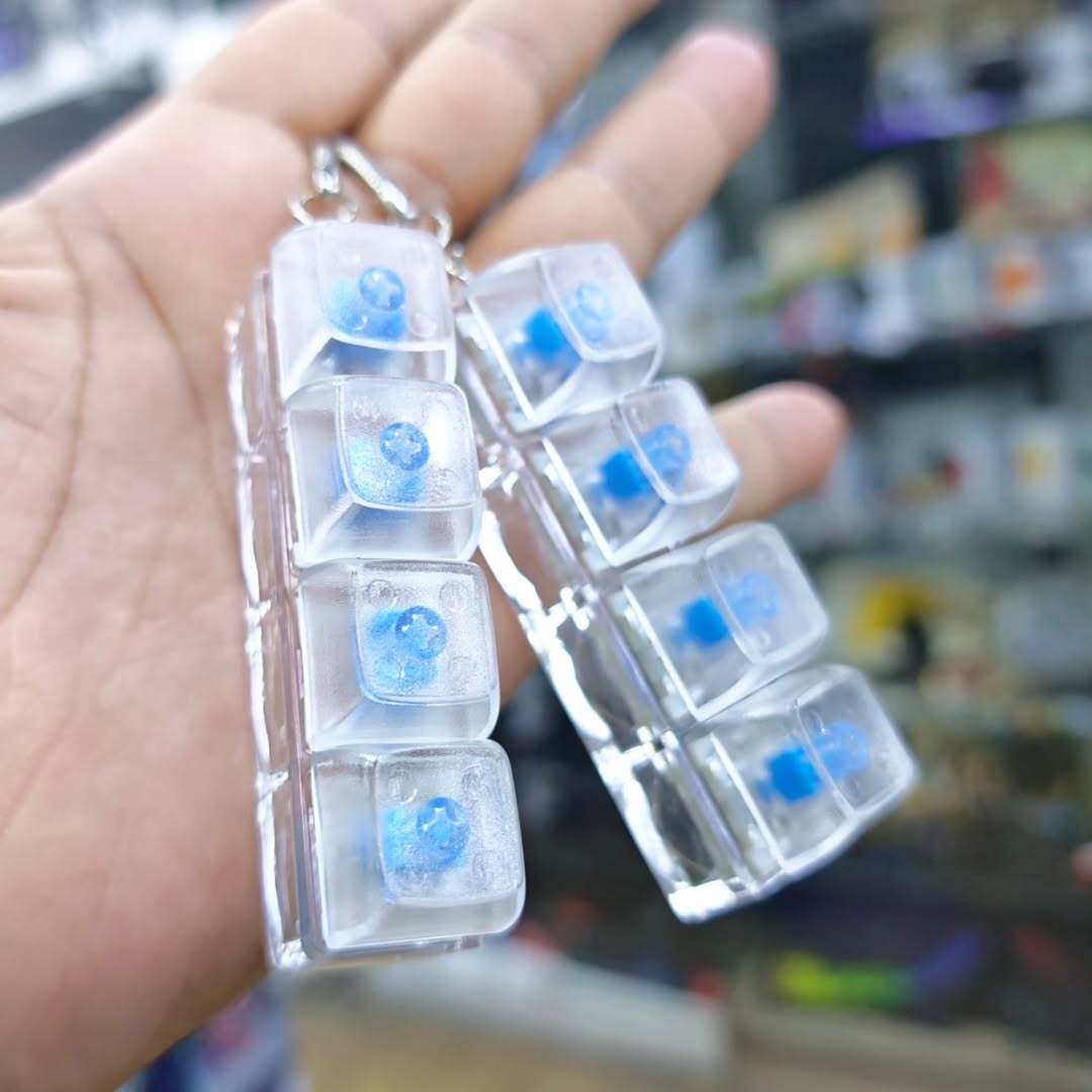 Anti Stress Keyboard Keychain - Keychain