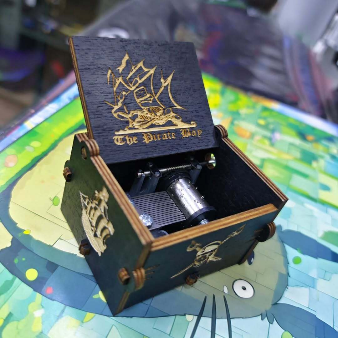 Pirates of the Caribbean Music Box - Music box