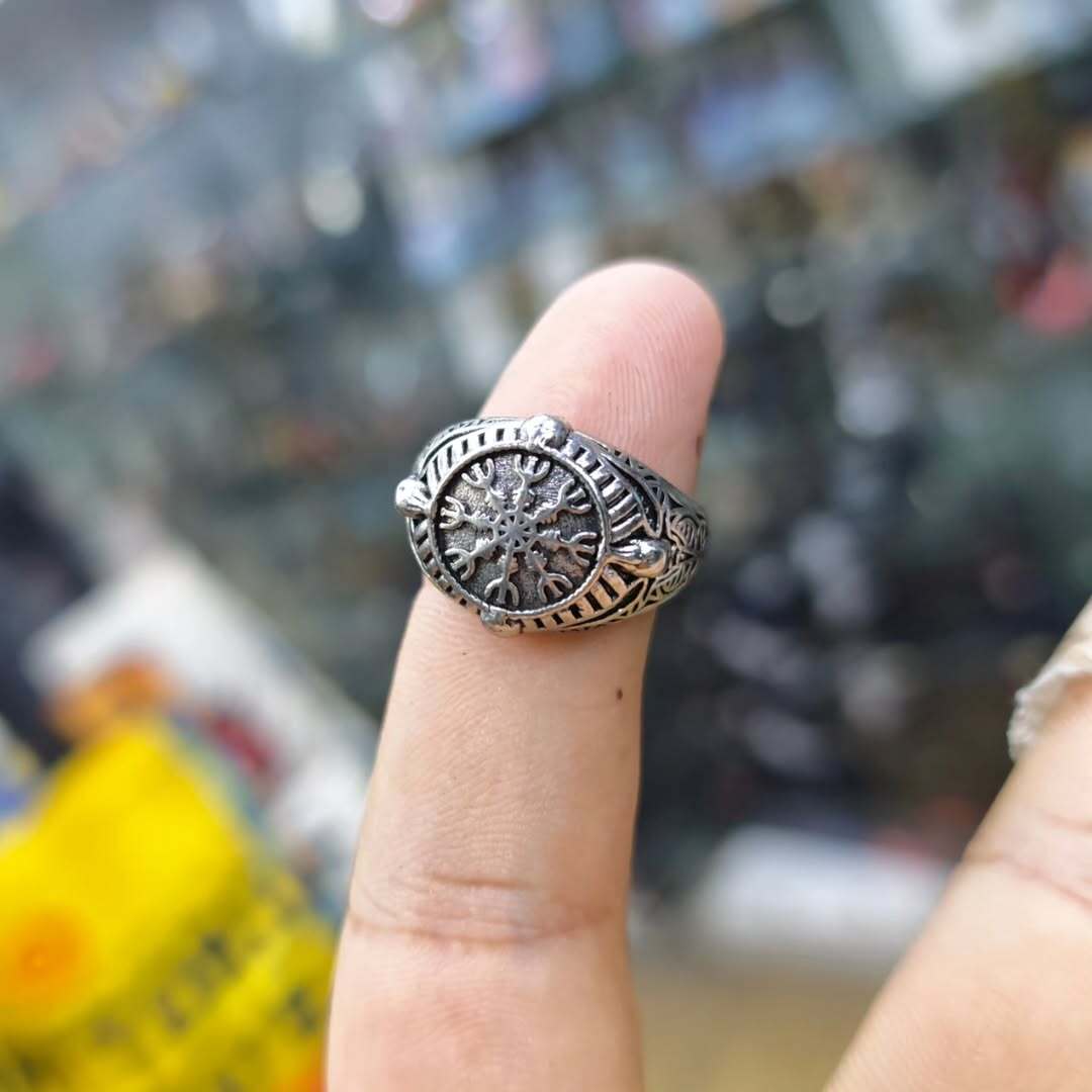 Viking Ring - Ring