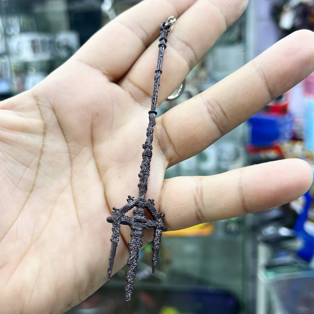 Elden Ring Keychain - Keychain