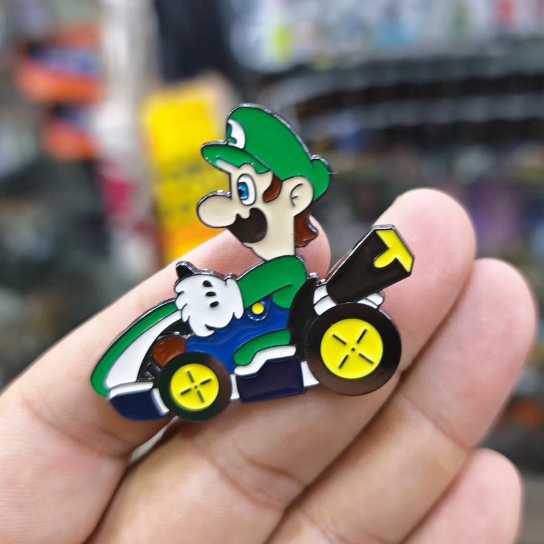 Super Mario Pins - Metal Pins