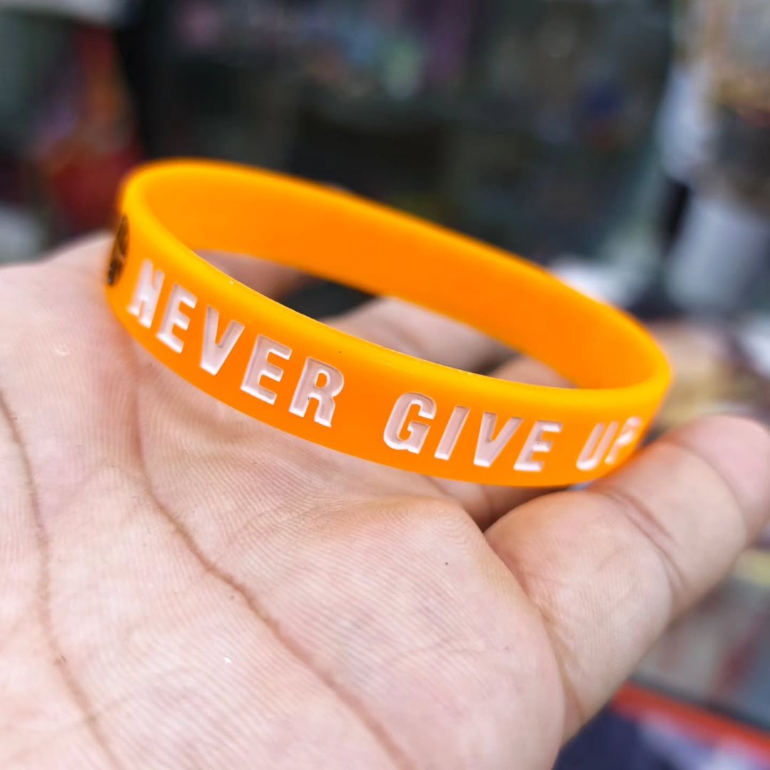 Basket Ball Never Give Up Silicone Bracelet - Bracelet