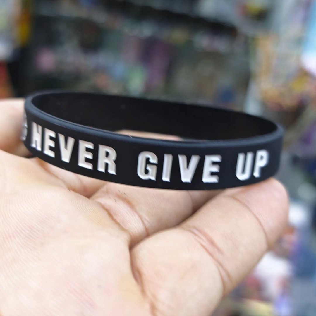 Basket Ball Never Give Up Silicone Bracelet - Bracelet