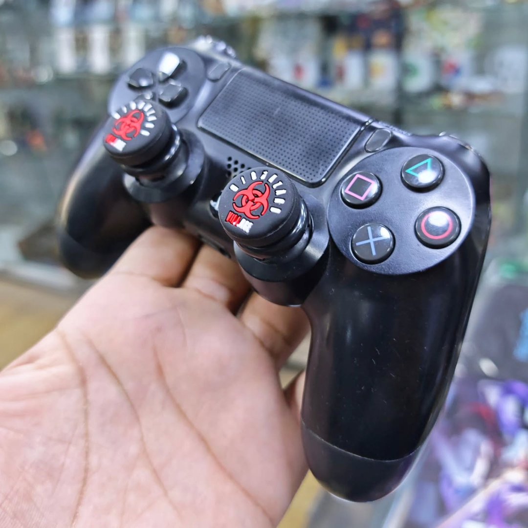 Resident Evil PS4/PS5 Controller Grips - Controller