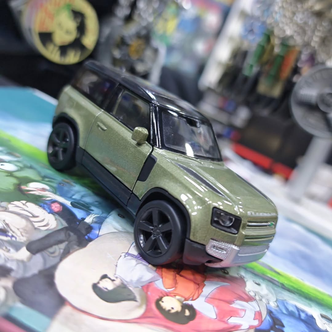 2020 Land Rover Defender - Miniature Car