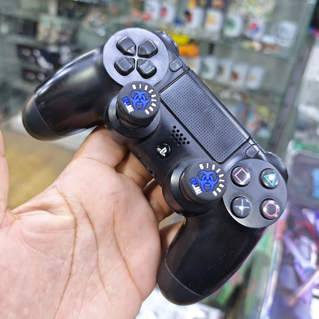 Resident Evil PS4/PS5 Controller Grips - Controller