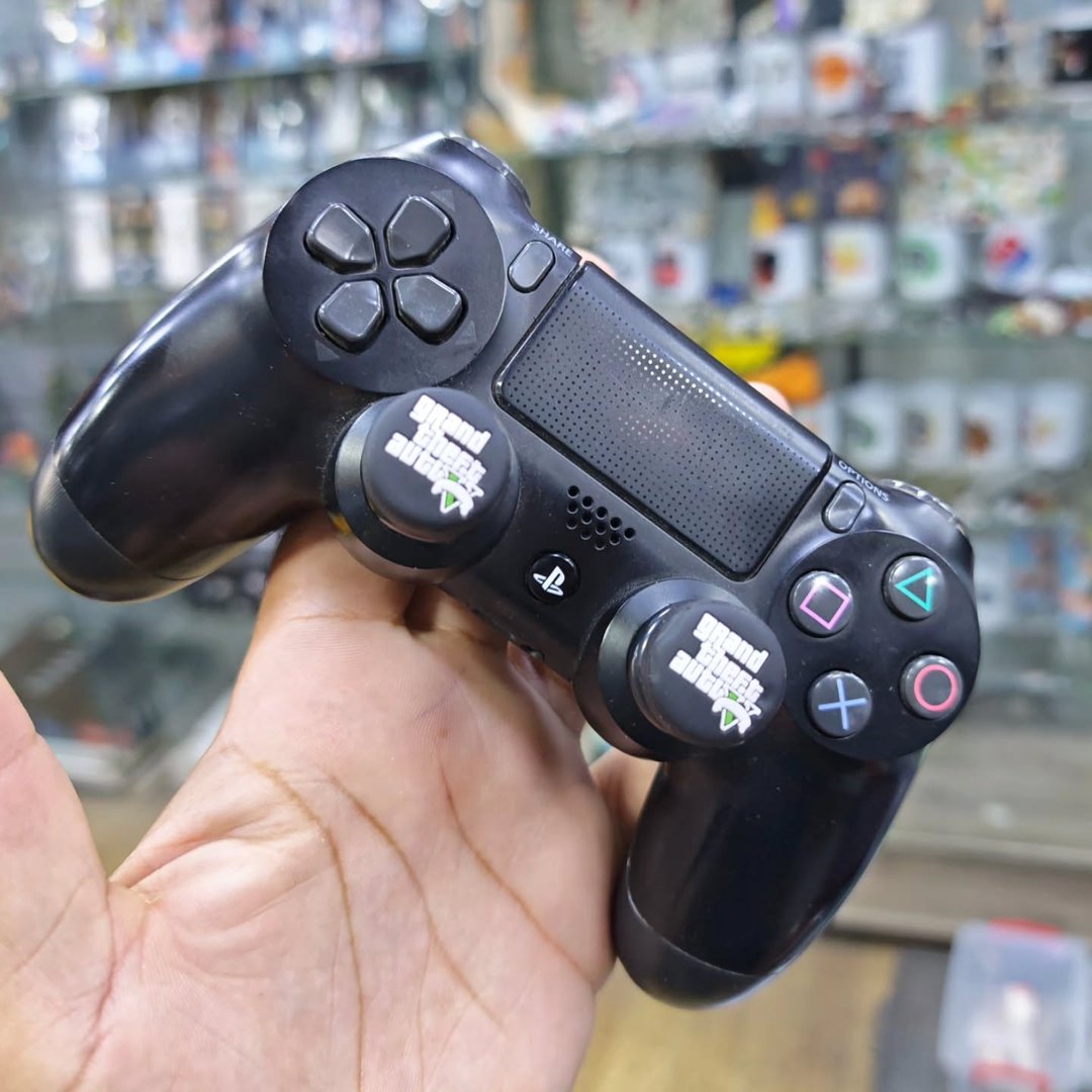 GTA Rockstar PS4/PS5 Controller Grips - Controller