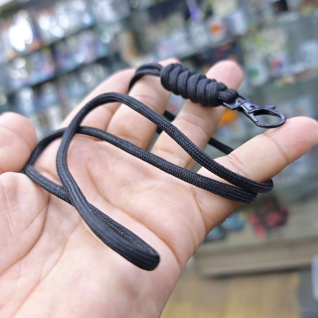 Paracord Keychain - Keychain