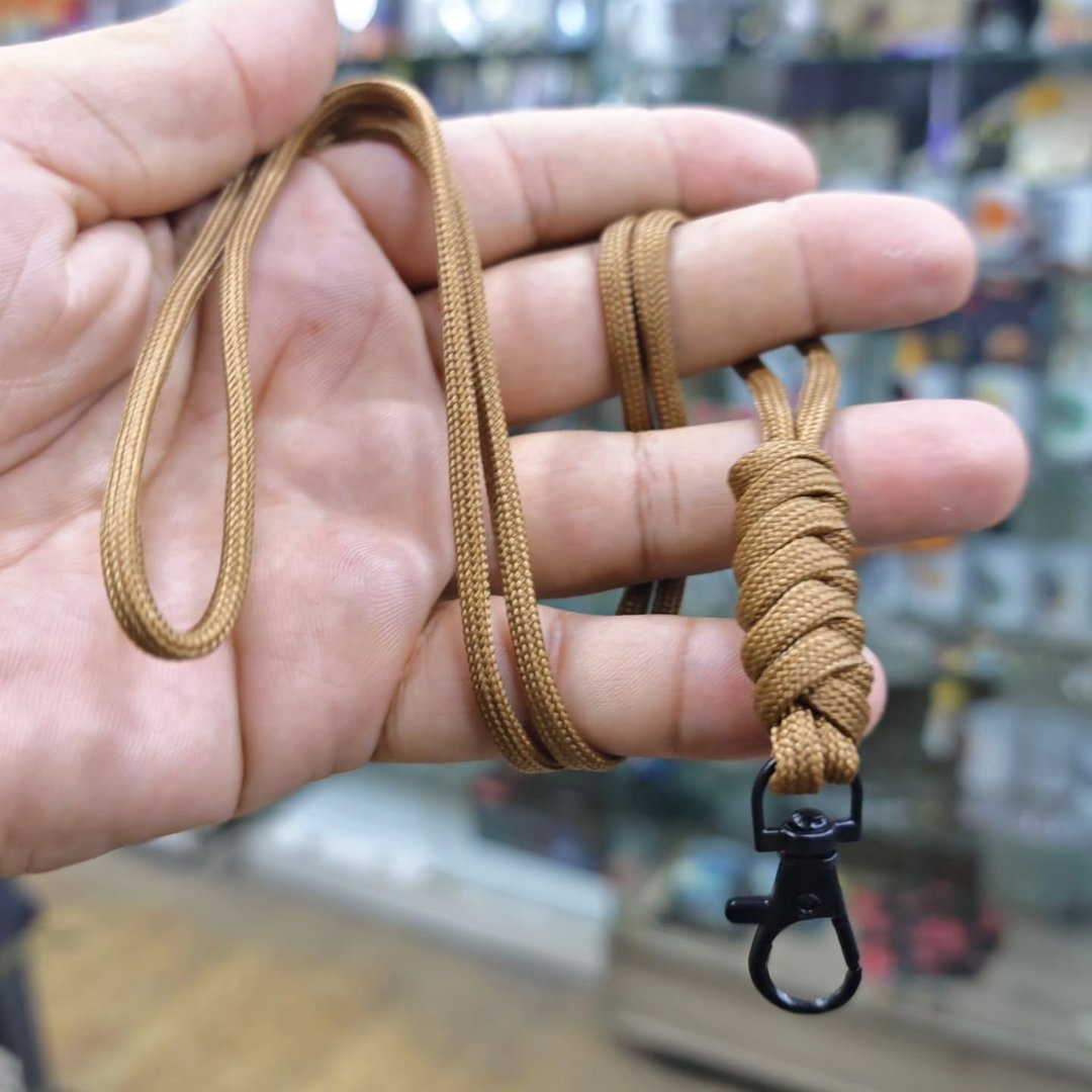 Paracord Keychain - Keychain