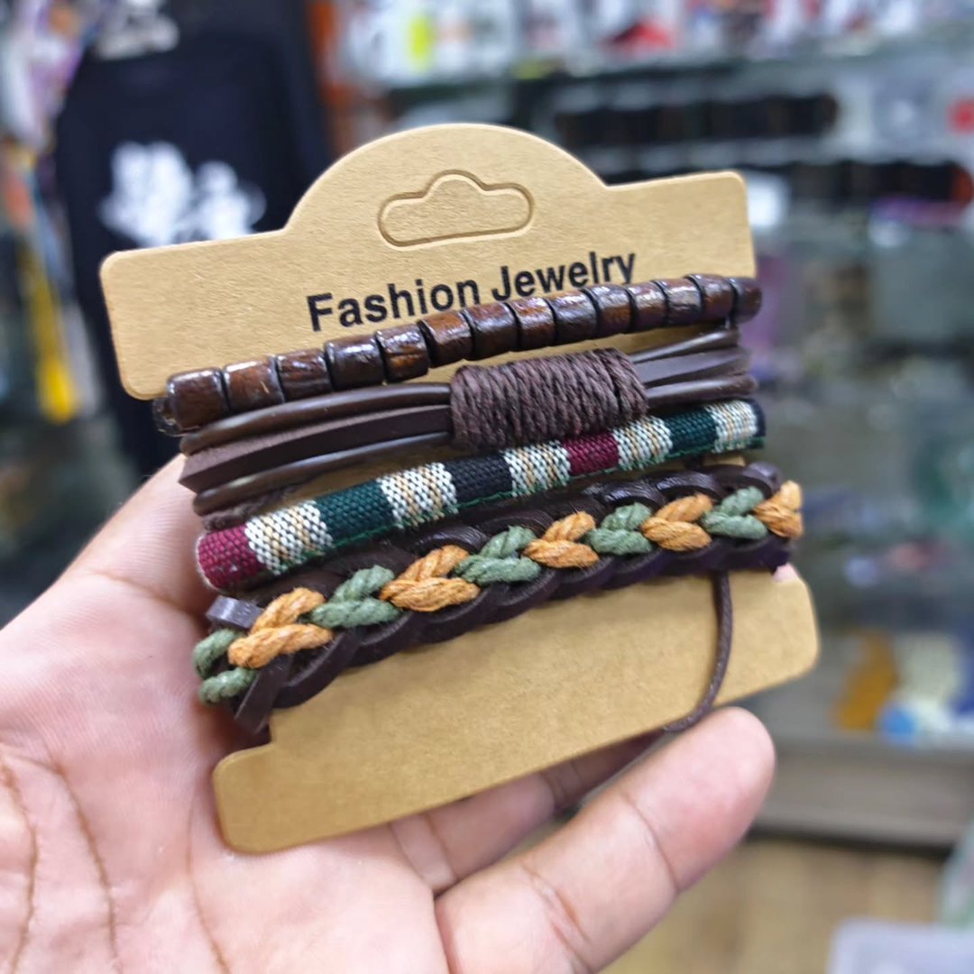 Pack of 4 Bracelets - Bracelet