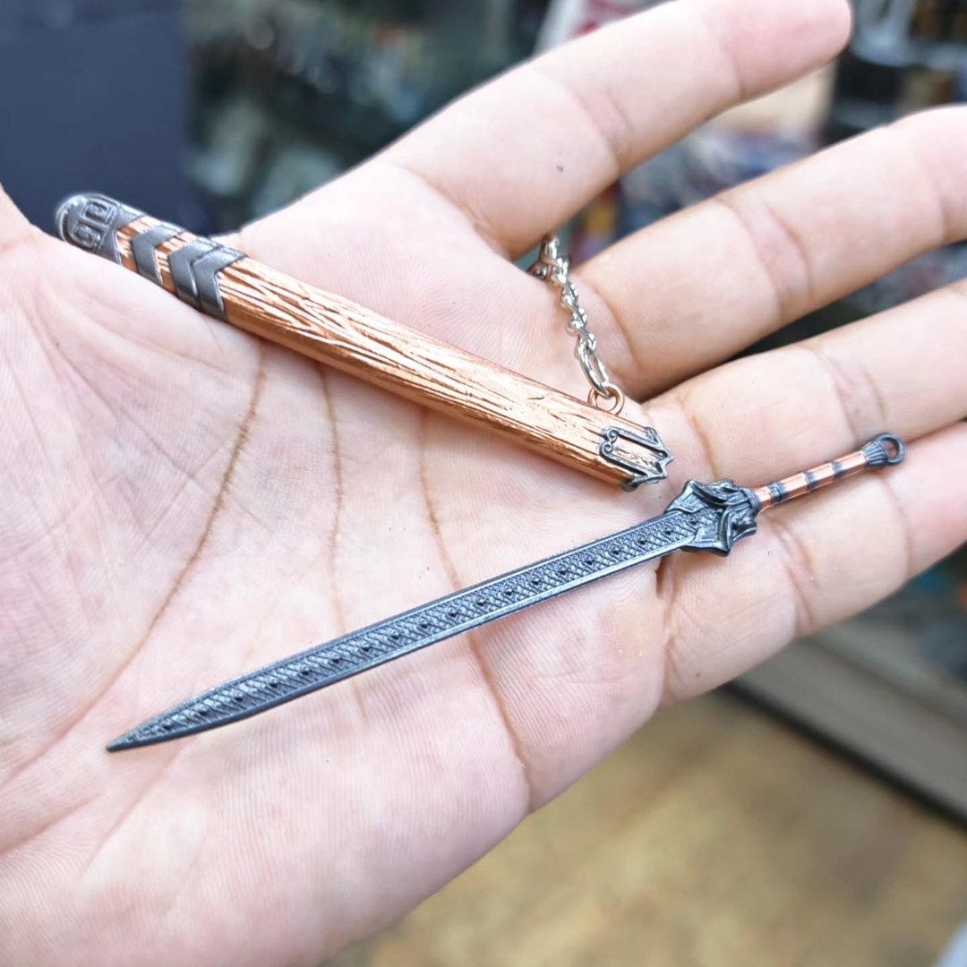 Katana Keychain - Keychain