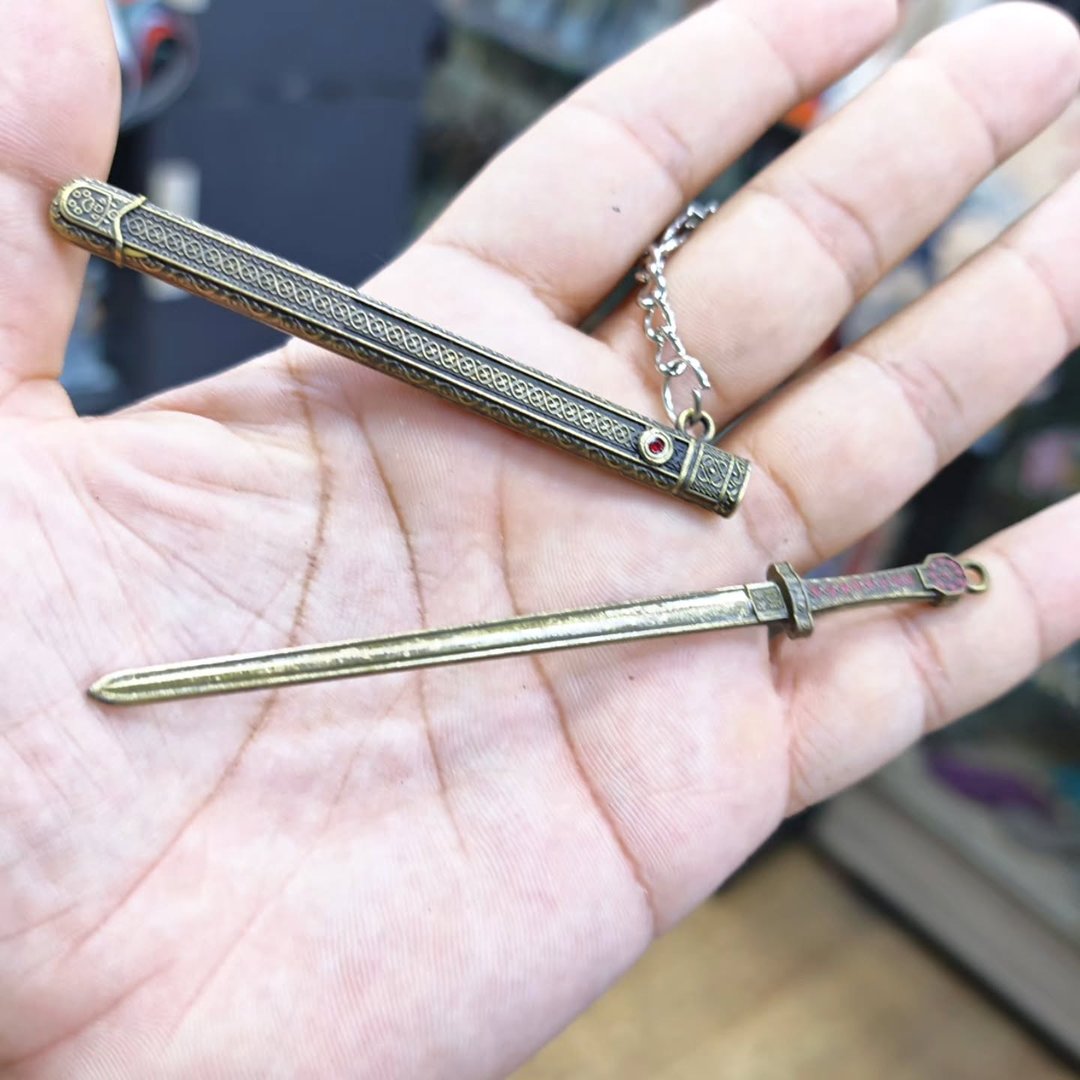 Katana Keychain - Keychain