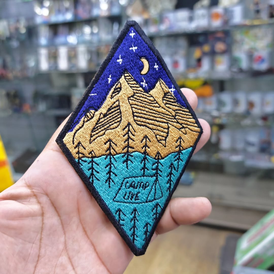 Embroidered Patch Camp Live Travel Adventure 145 x 110 MM - Embroidered Patch