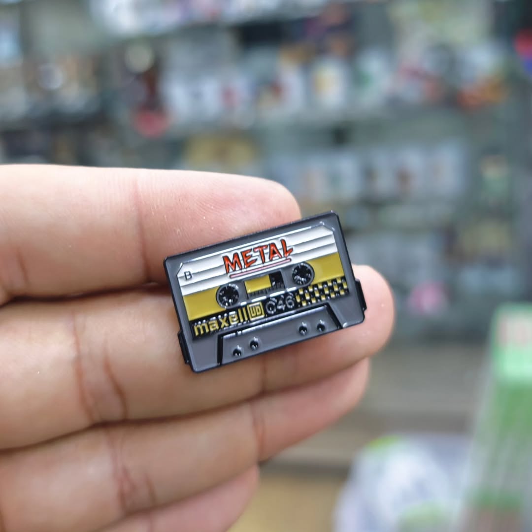 Cassette Old Scholl Metal Pins - Metal Pins