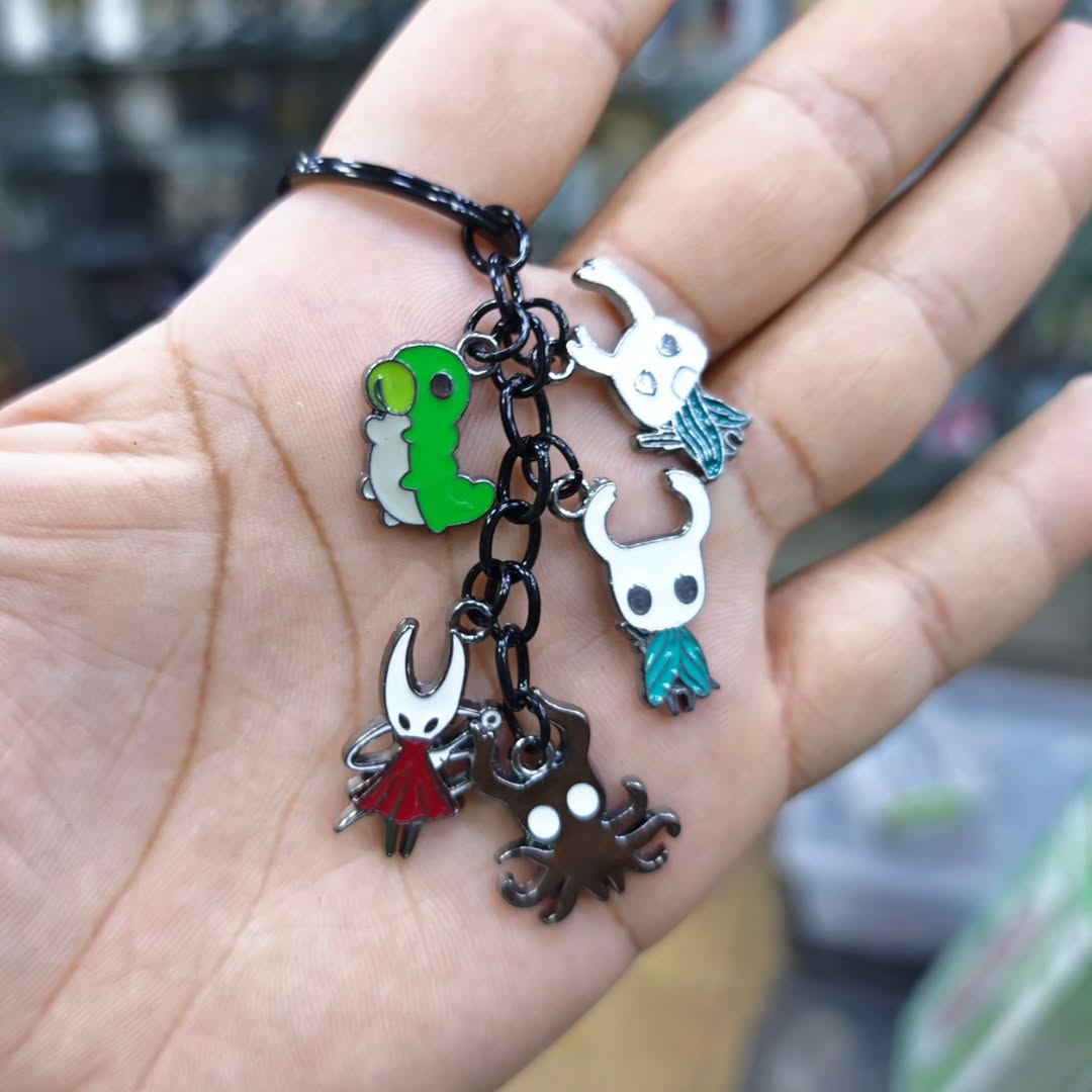 Hollow Knight Keychain - Keychain