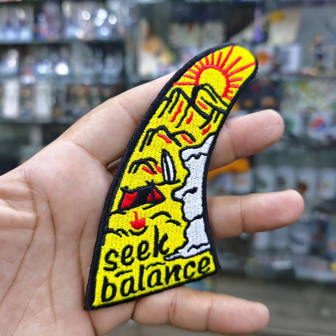 Embroidered Patch Seek Balance 100 x 100 MM - Embroidered Patch