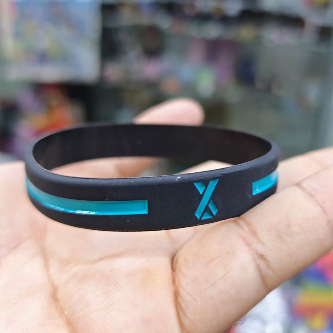 Infini Silicone Bracelet - Bracelet