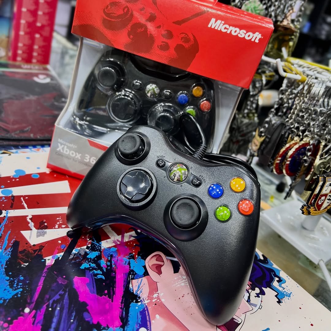 Wired Xbox 360 Controller #166 - Video Games